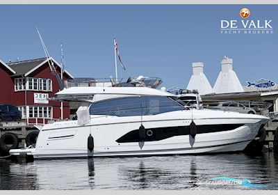 Prestige 420 Flybridge Motorboat 2022, with Cummins engine, Denmark