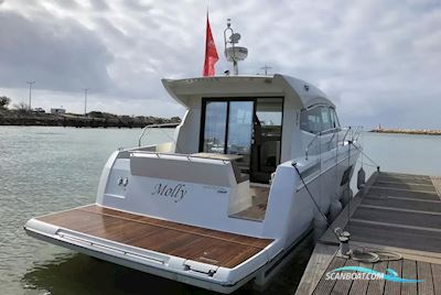Prestige 420 Motorboat 2015, with Volvo Penta engine, Portugal