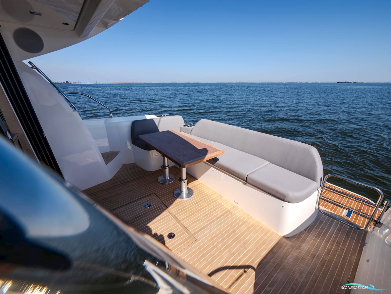 Prestige 420S