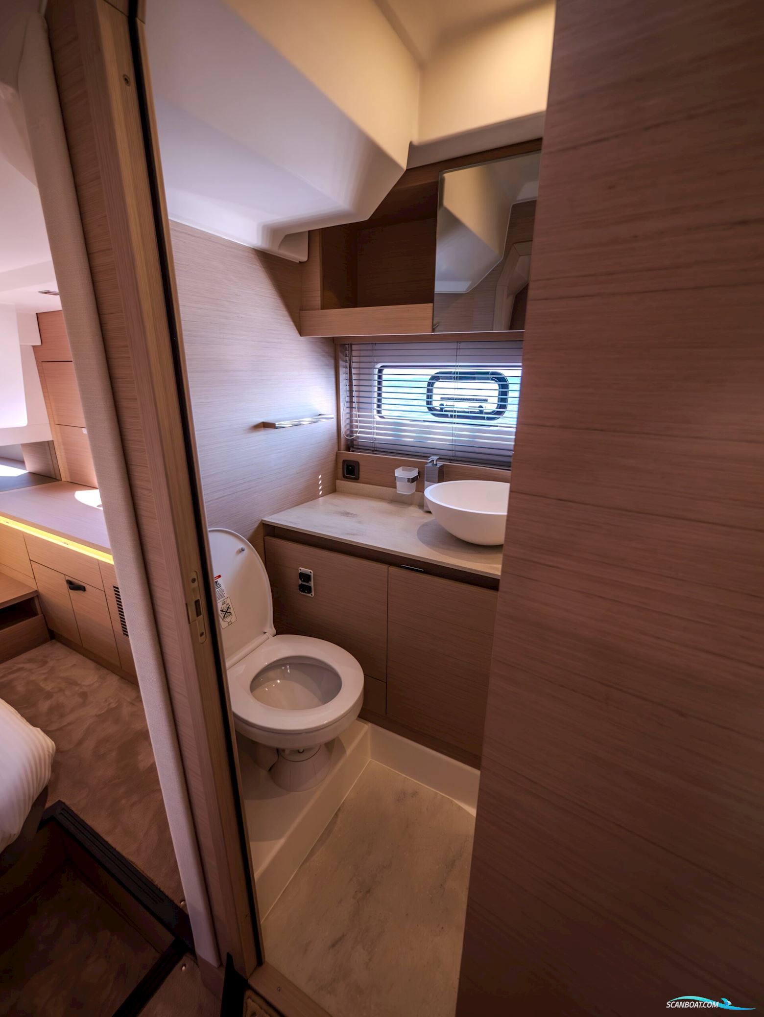 Prestige 420S