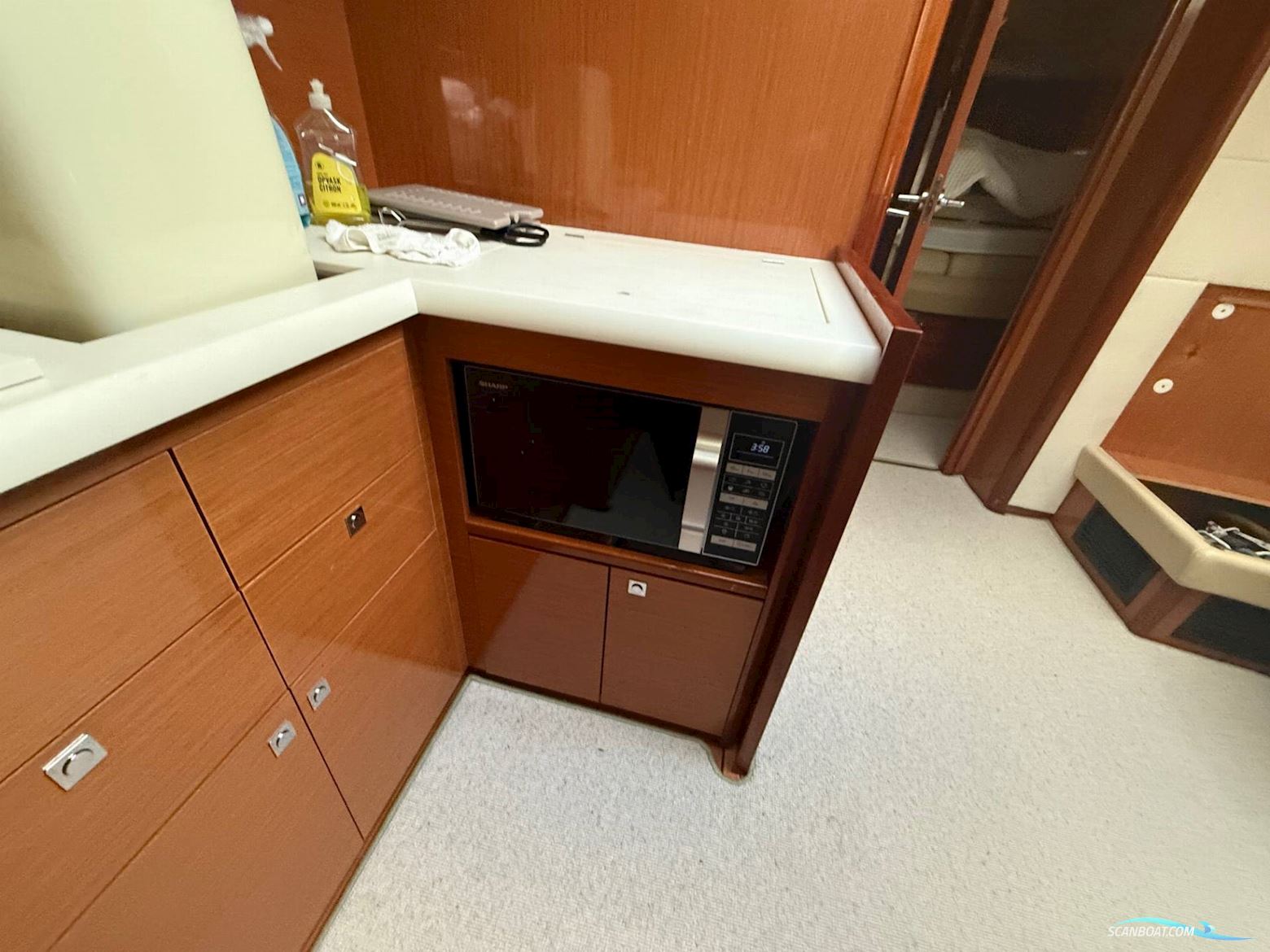 Prestige 42S - Twin Volvo Penta IPS500/Udstyr