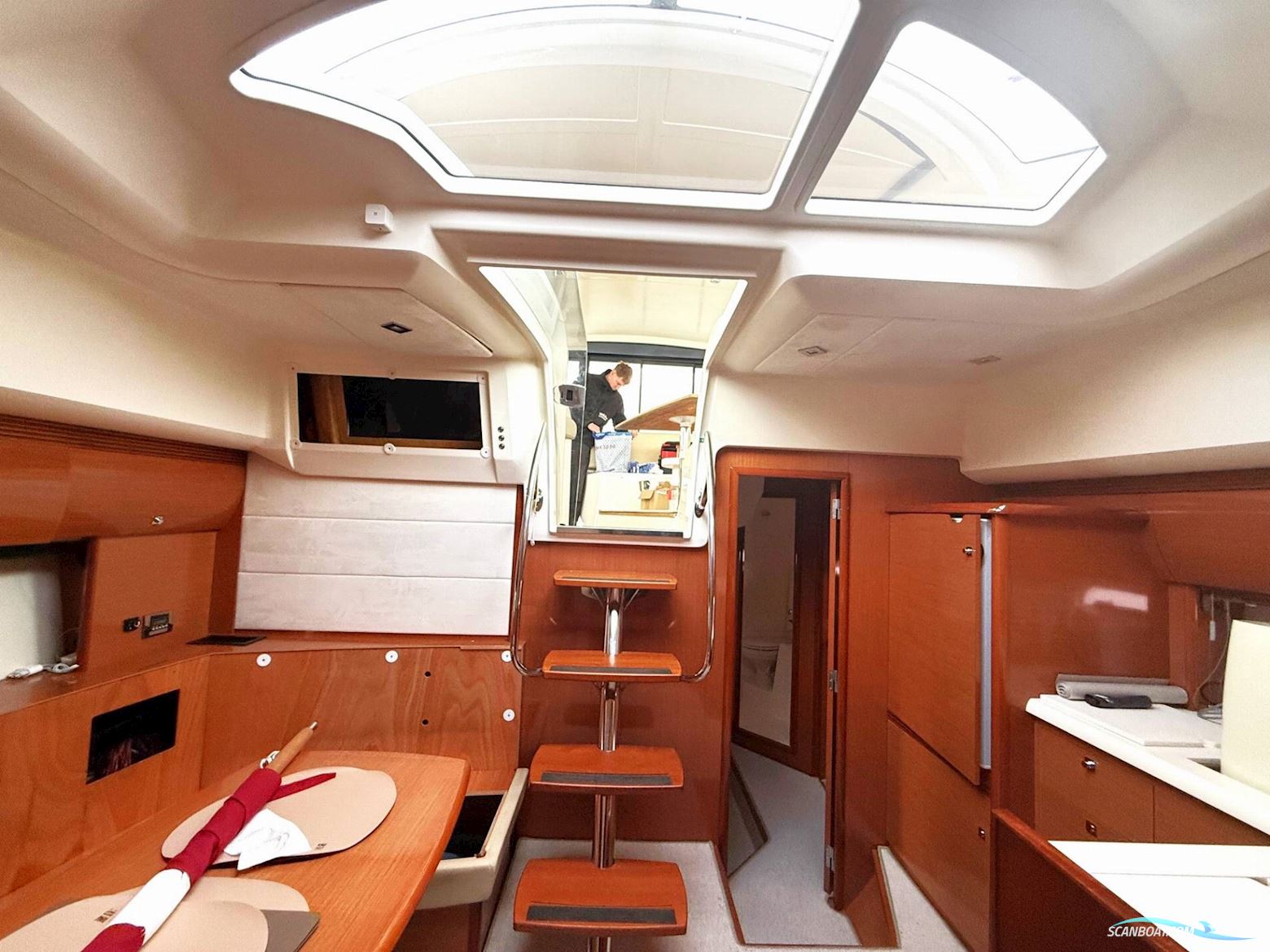 Prestige 42S - Twin Volvo Penta IPS500/Udstyr