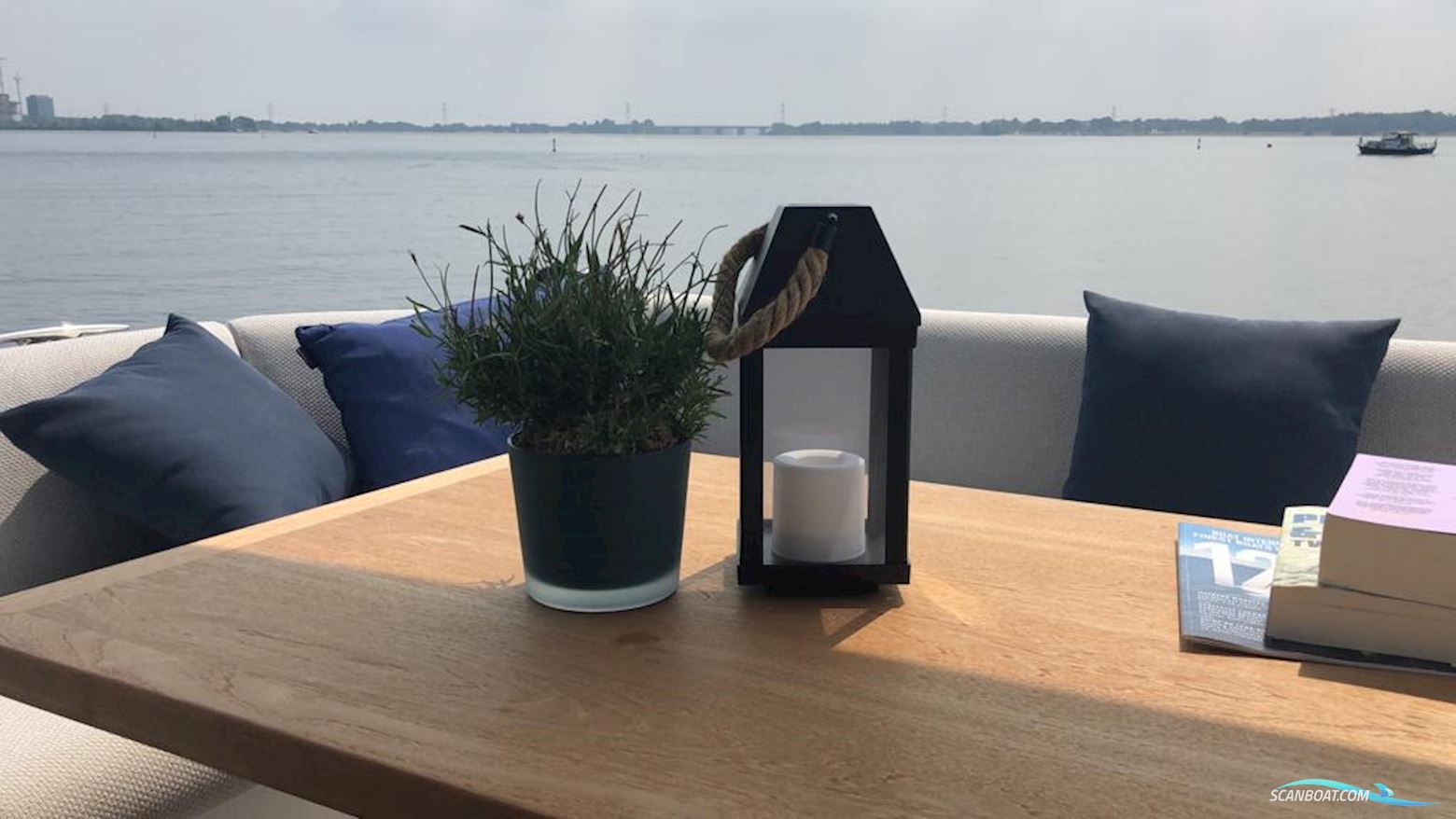 Prestige 460 flybridge