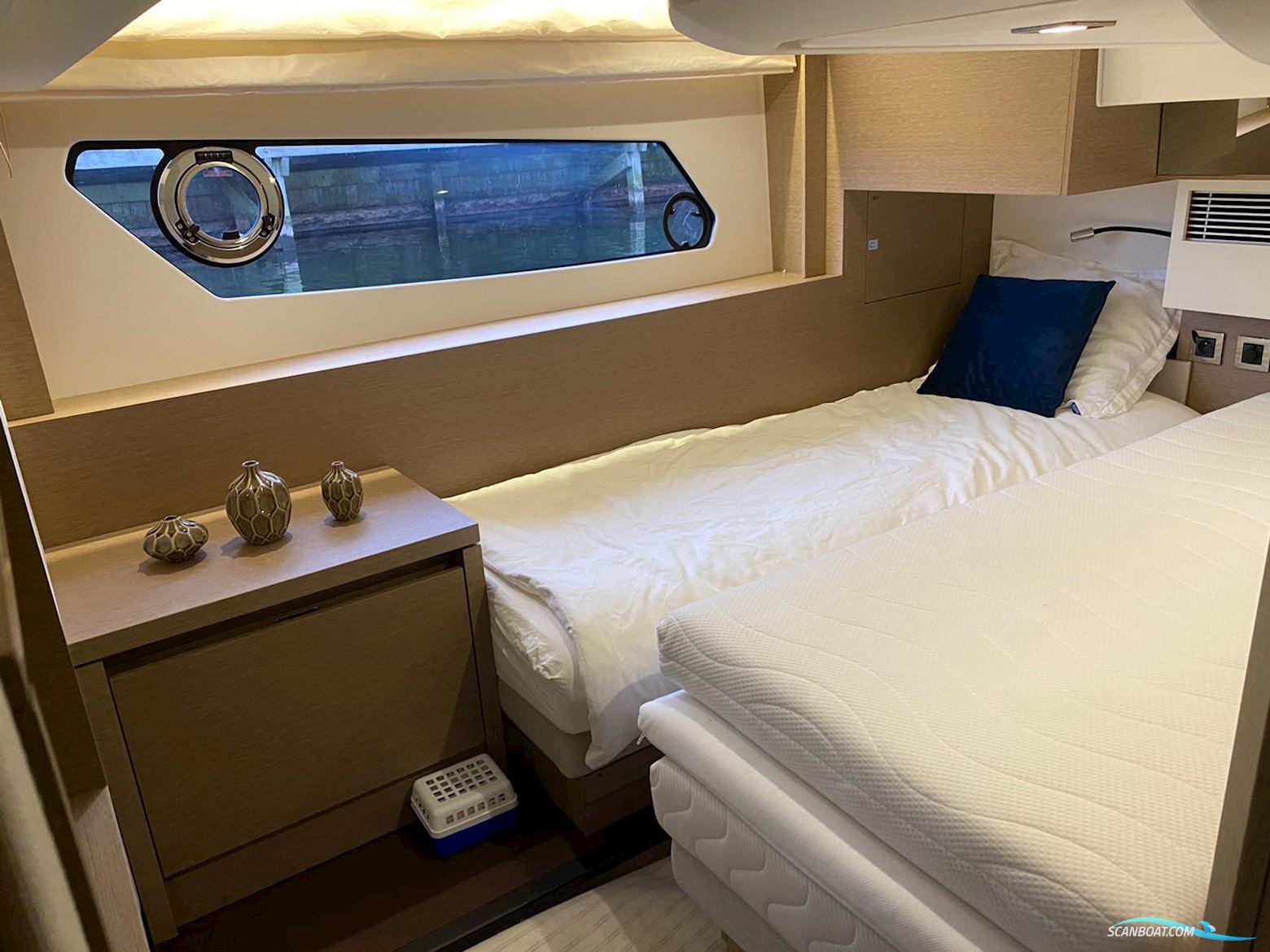 Prestige 460 flybridge