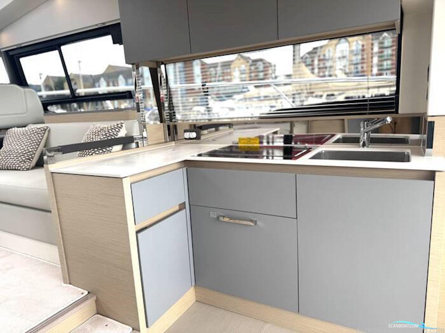 Prestige 460 S