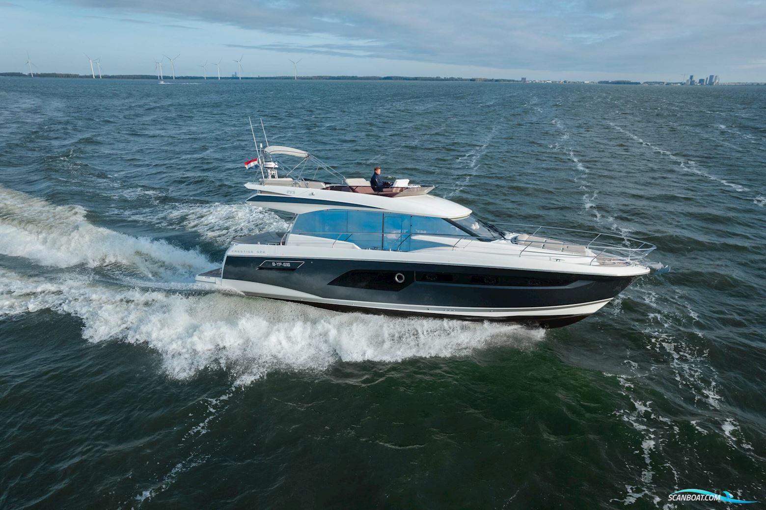 Prestige 520 Flybridge #78 Motorboat 2019, The Netherlands