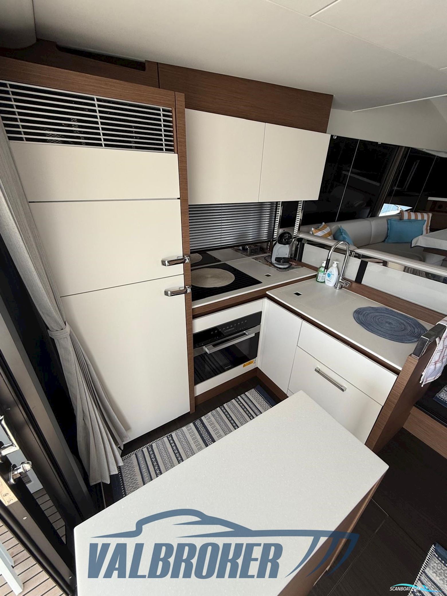 Prestige 520