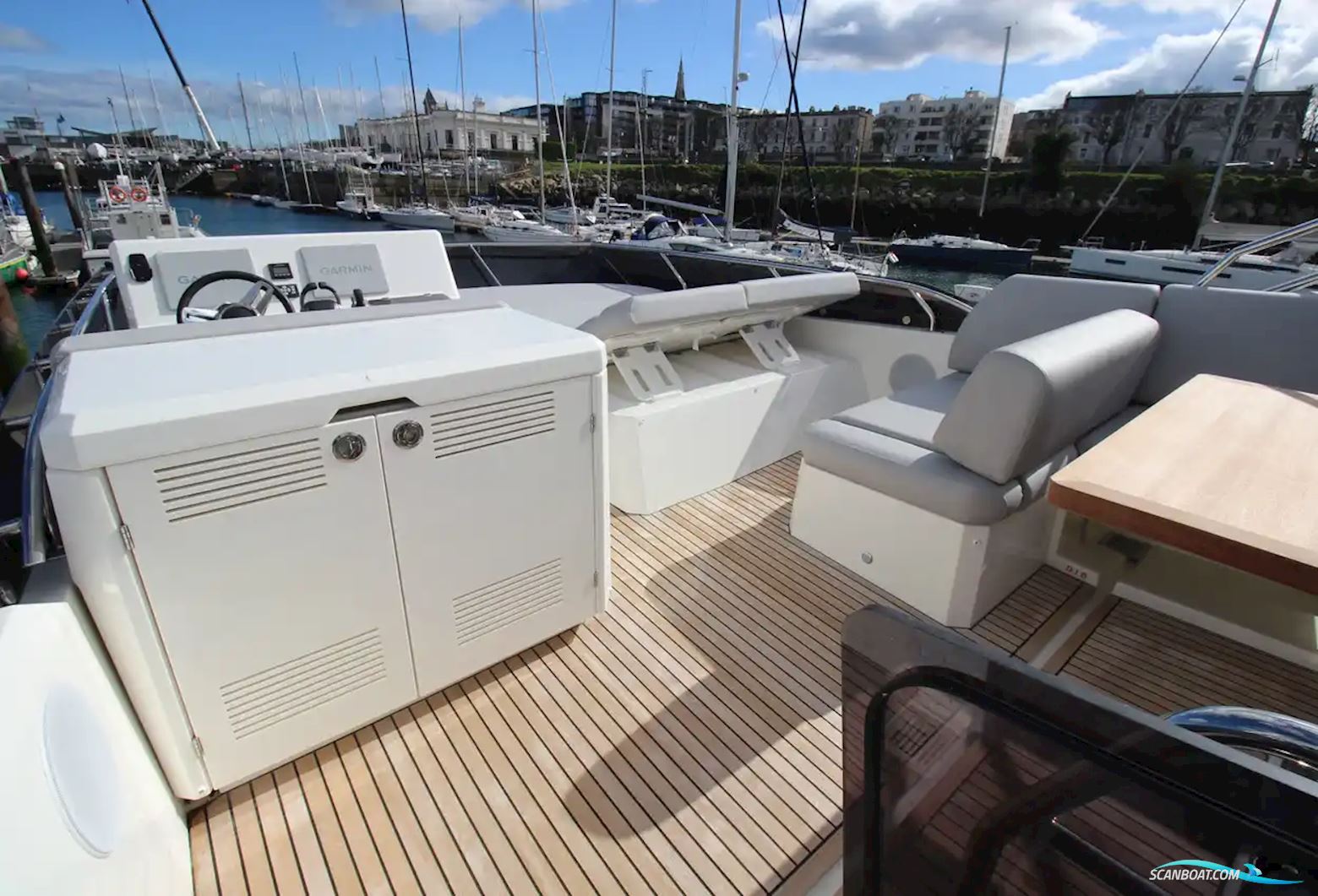 Prestige 520