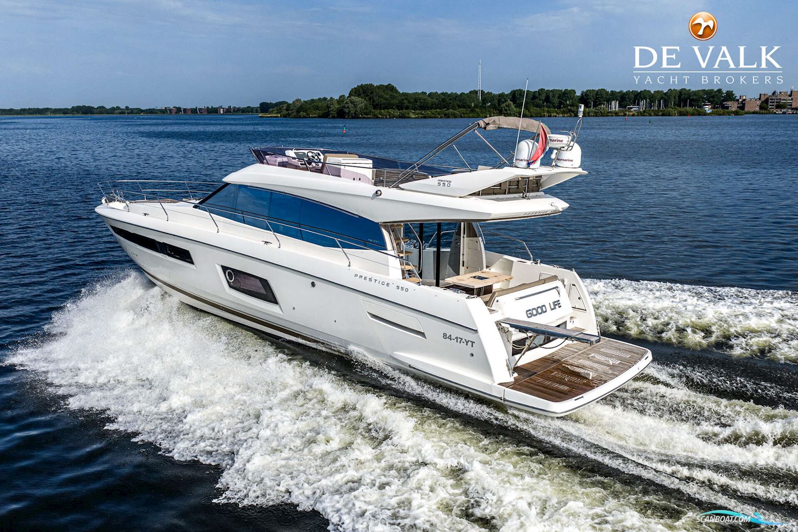 Prestige 550 Flybridge