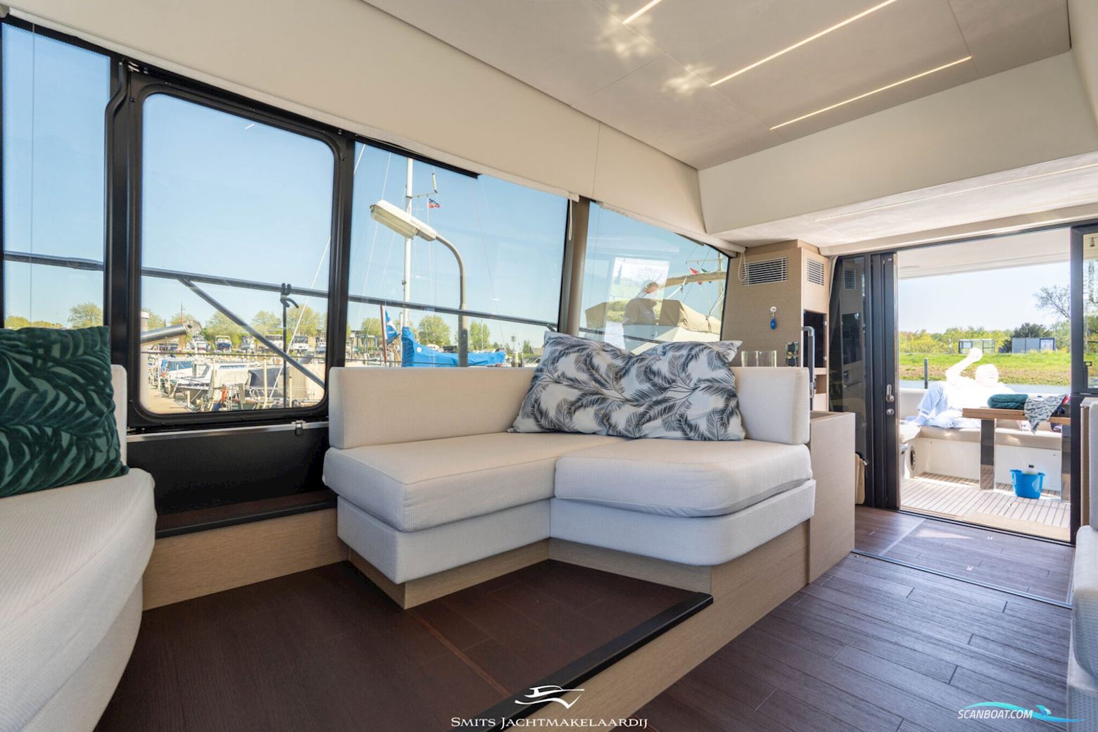 Prestige 590 Flybridge