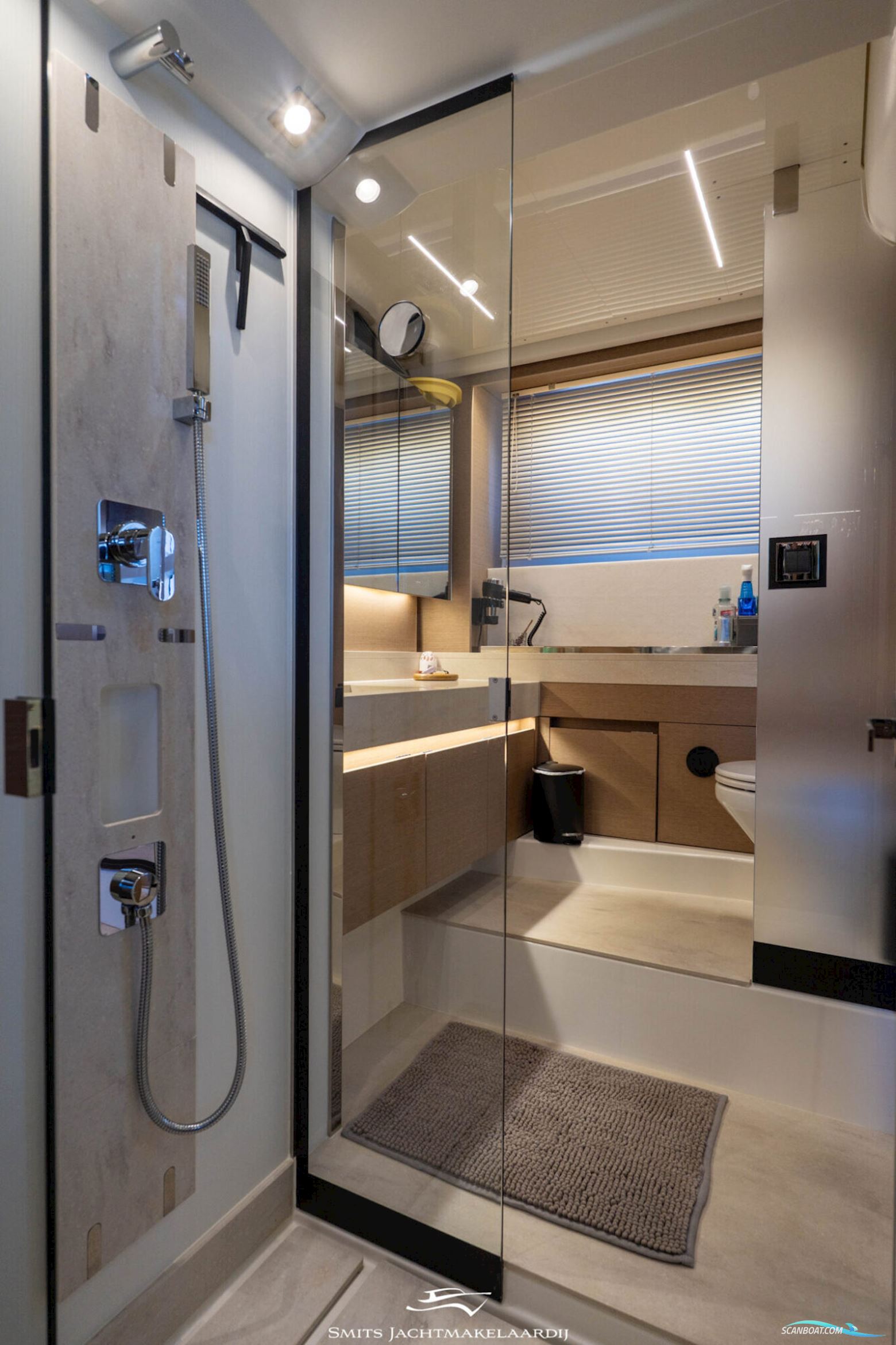 Prestige 590 Flybridge