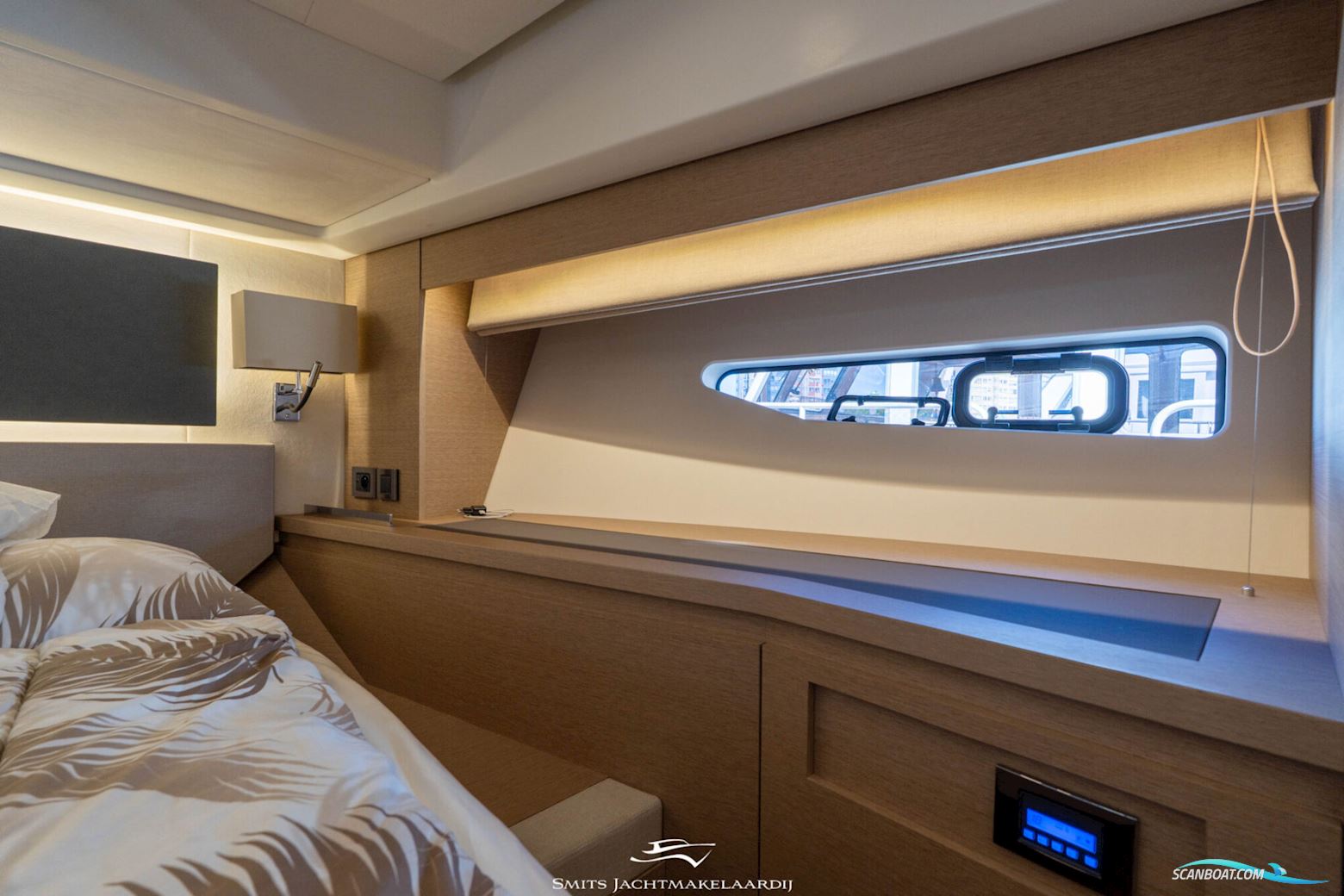 Prestige 590 Flybridge