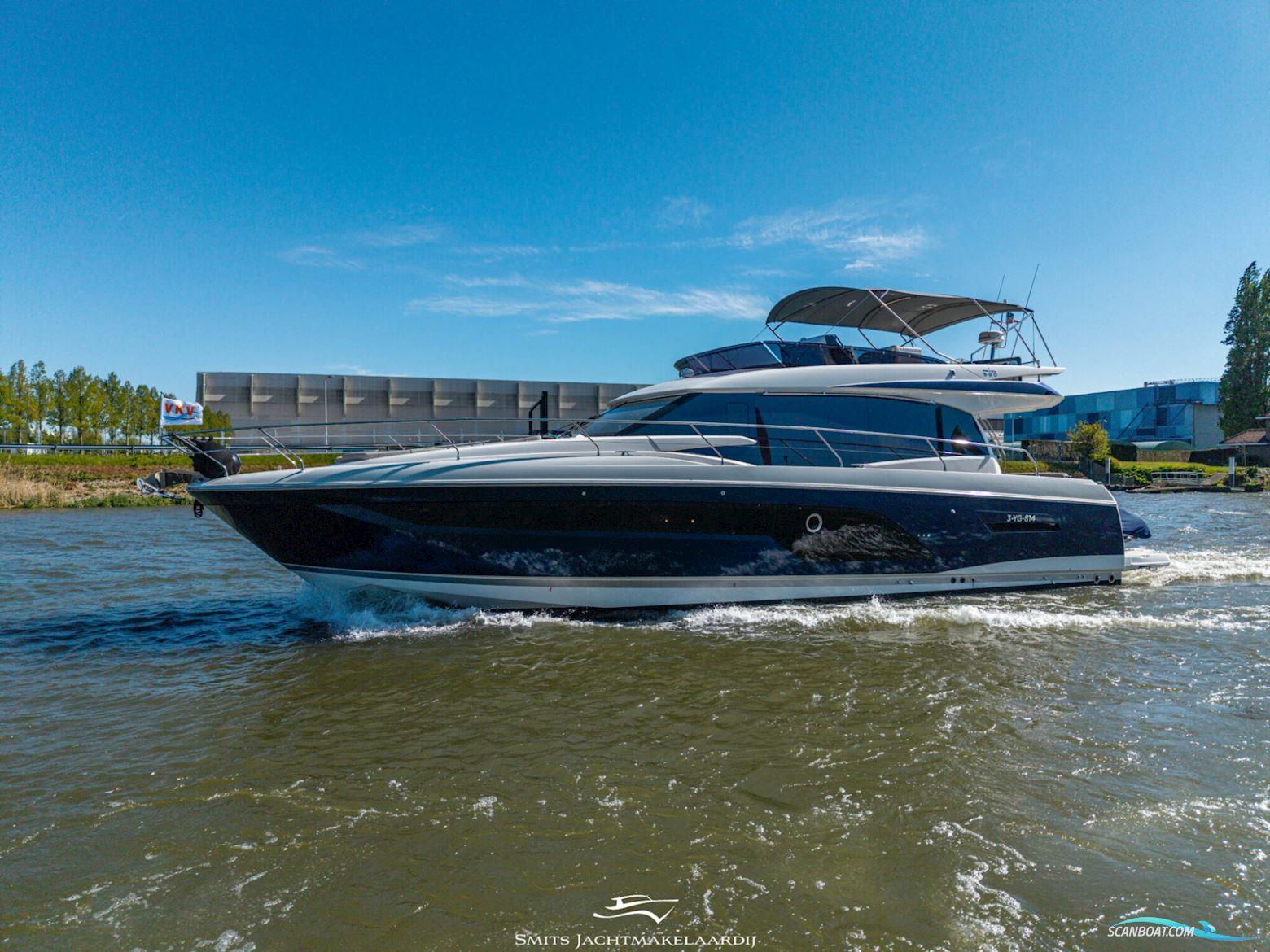 Prestige 590 Flybridge