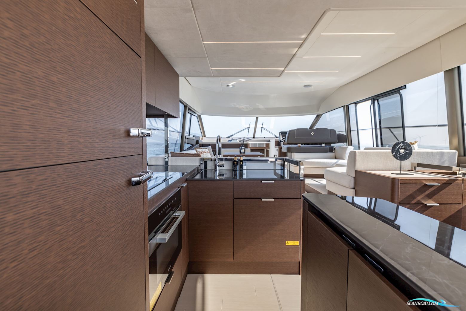 Prestige 590