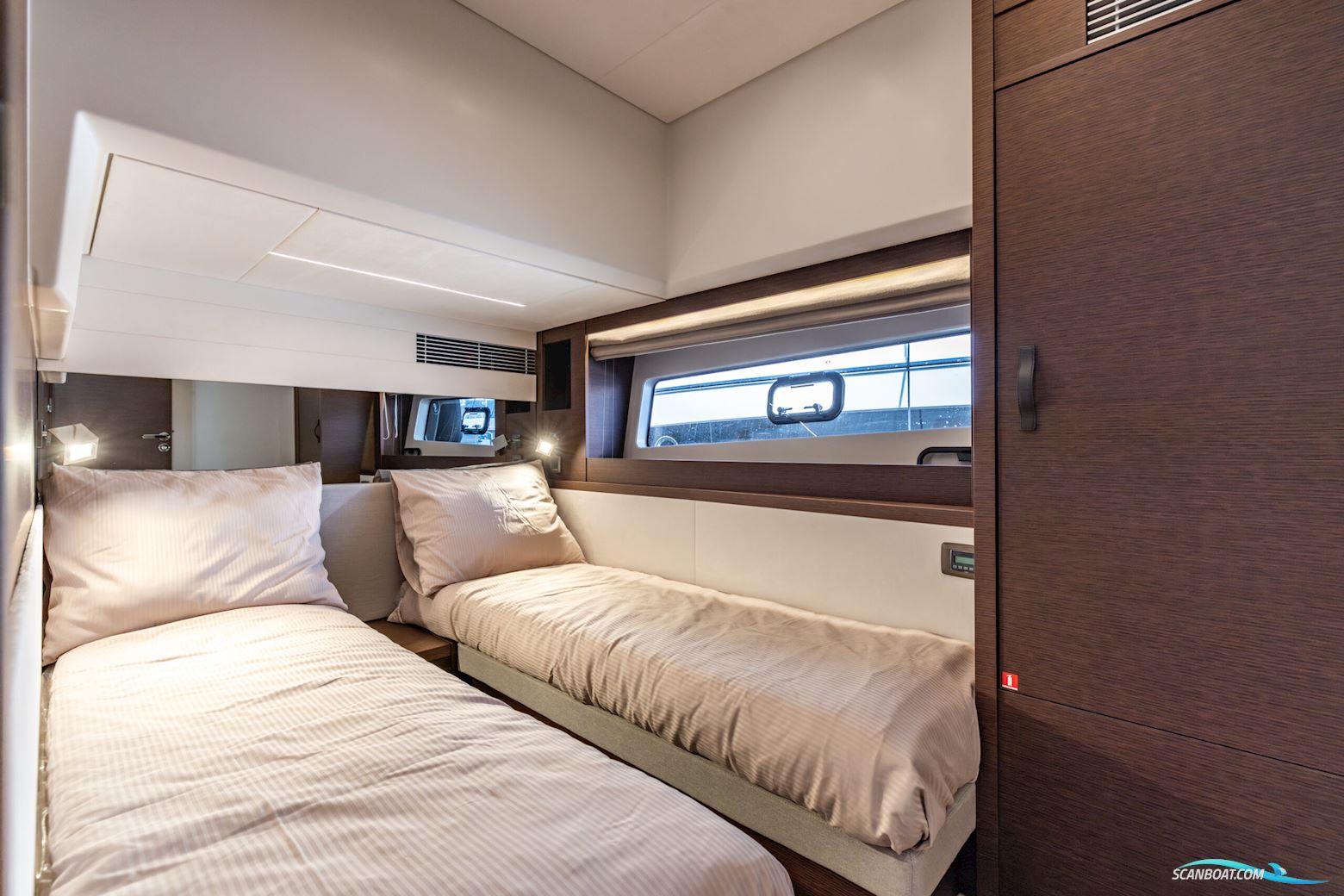 Prestige 590