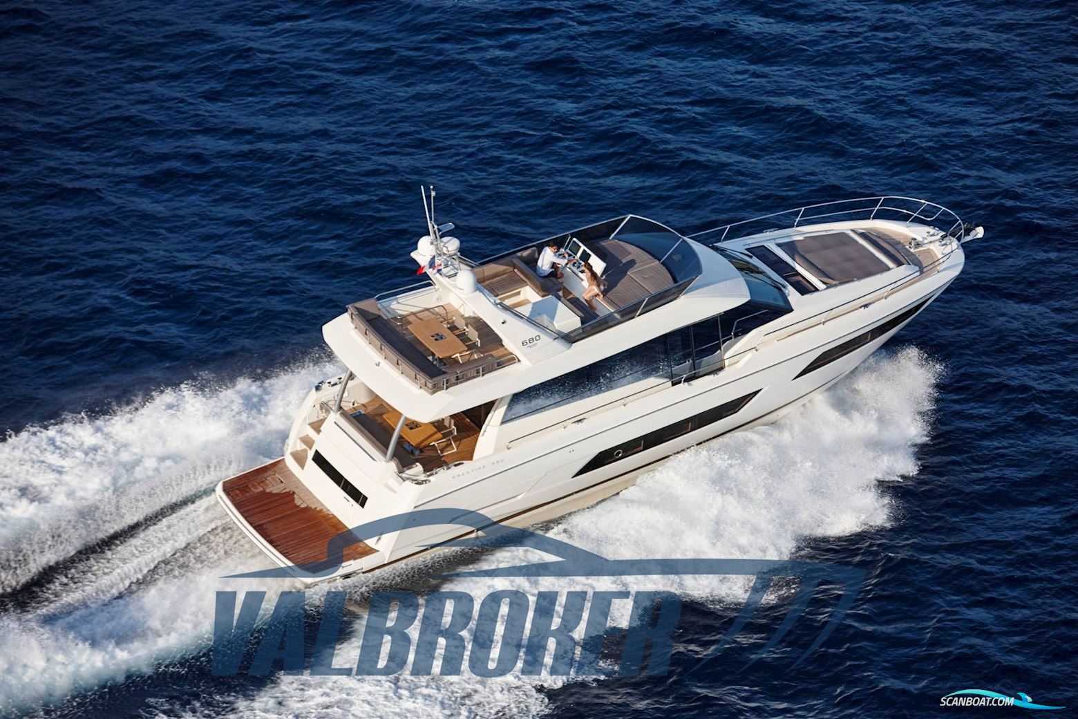 Prestige 680 Fly Motorboat 2017, with Volvo Penta D13 Ips 1200 engine, Italy