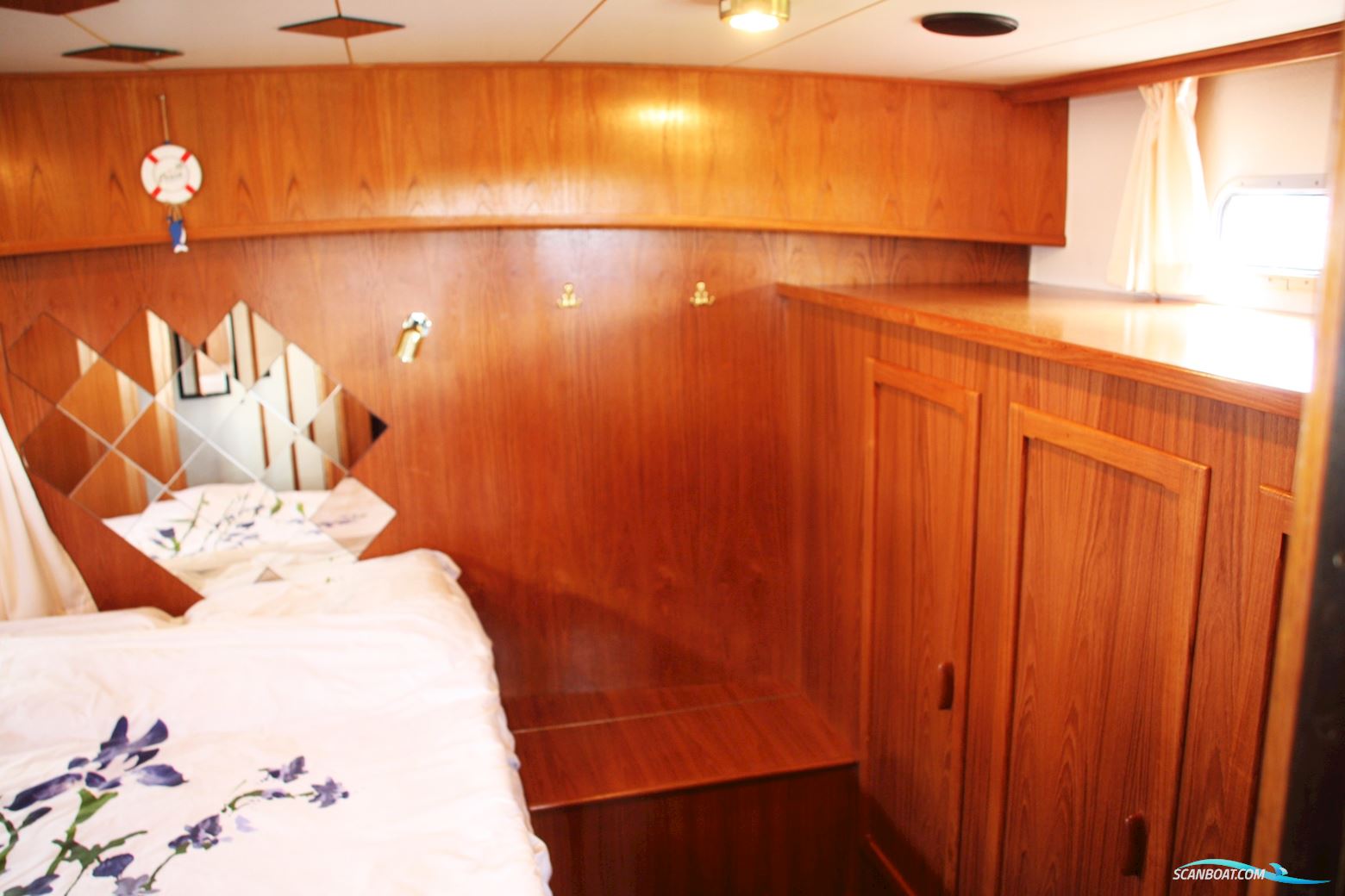 Prestige De Luxe 1250 AK