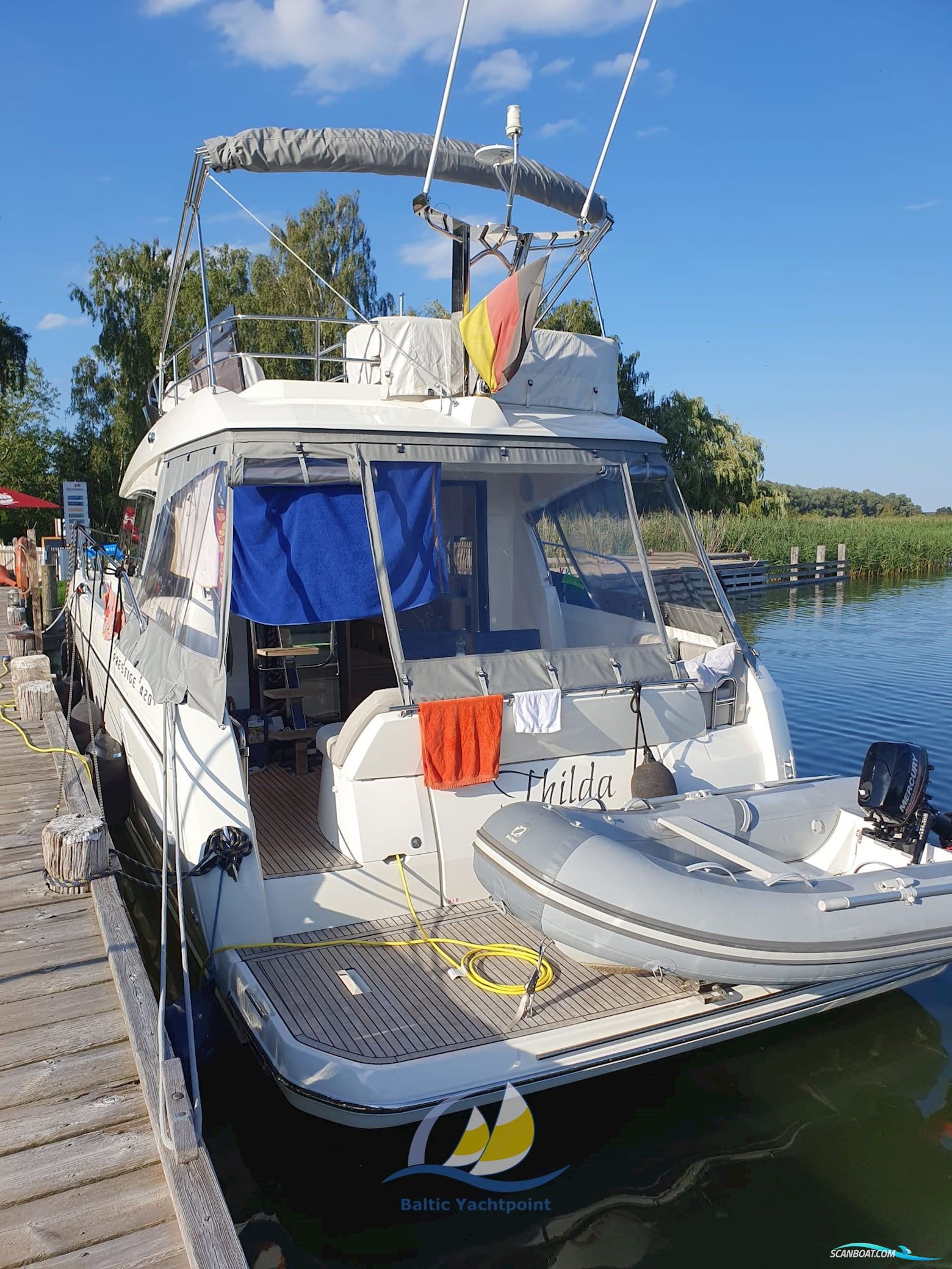 Prestige Yachts Prestige 420 Fly