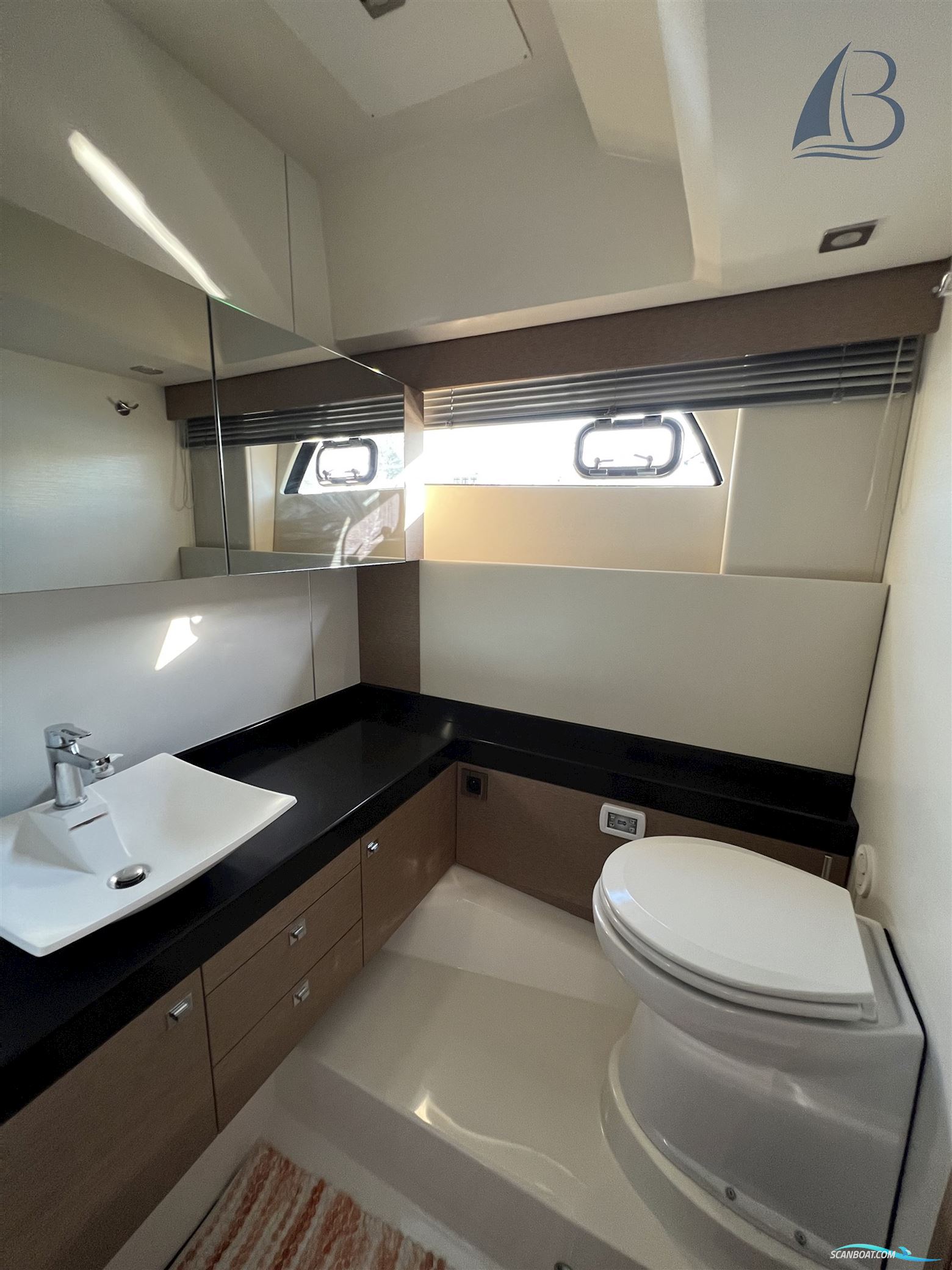 Prestige Yachts Prestige 500 Fly