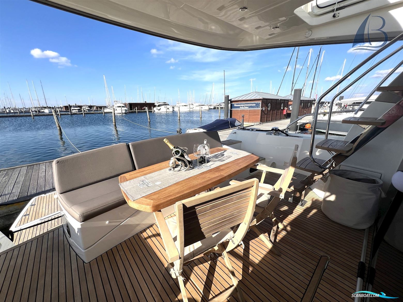 Prestige Yachts Prestige 500 Fly