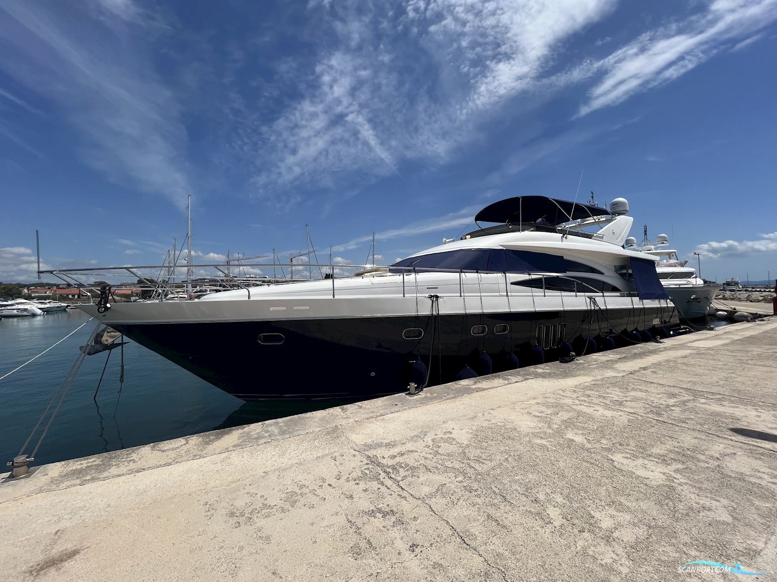 Princess 21M