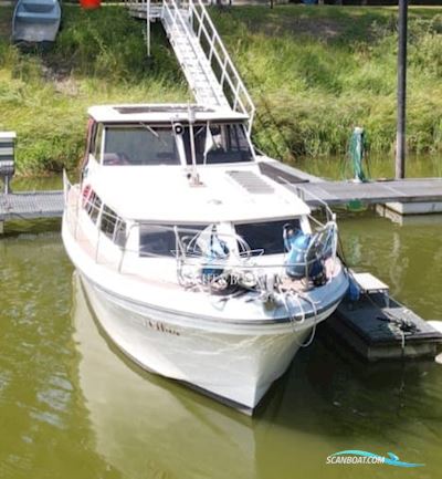 Princess 32 Motorboat 1975, with Volvo Penta engine, Germany