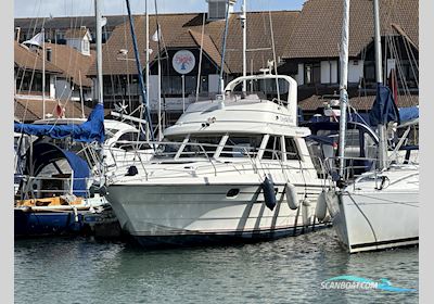 Princess 330 Motorboat 1989, with Volvo Penta engine, United Kingdom