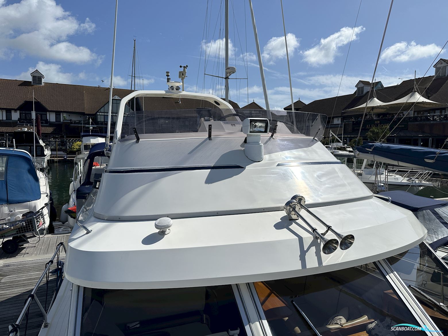 Princess 330