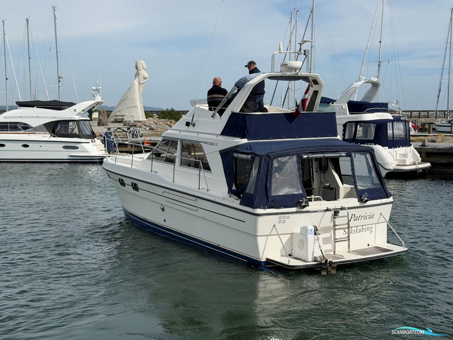 Princess 35