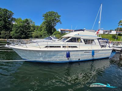 Princess 38 Fly Motorboat 1985, with Ford Mermaid engine, Denmark