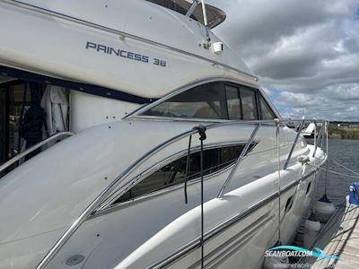 Princess 38 Motorboat 2000, with Volvo Penta Tamd63P engine, United Kingdom