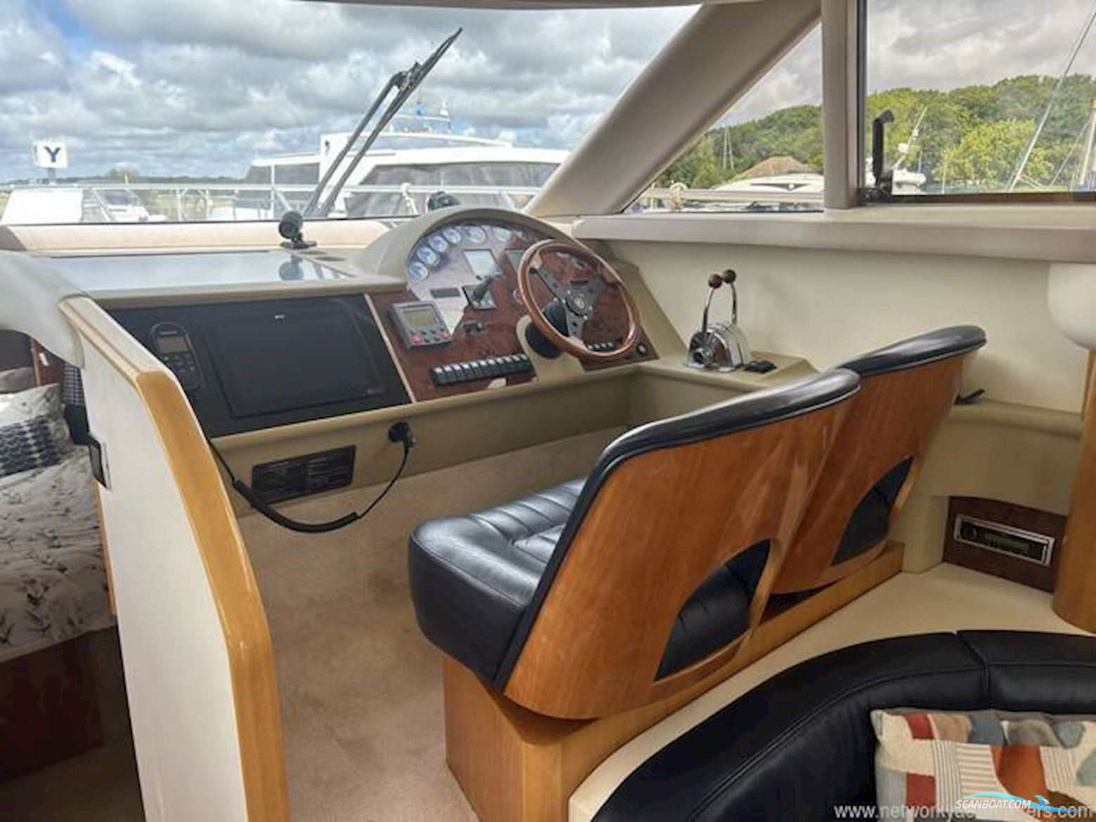 Princess 38