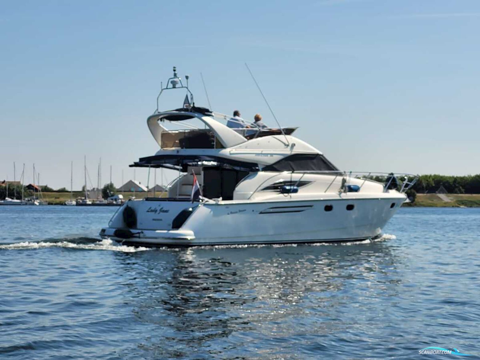 PRINCESS 38
