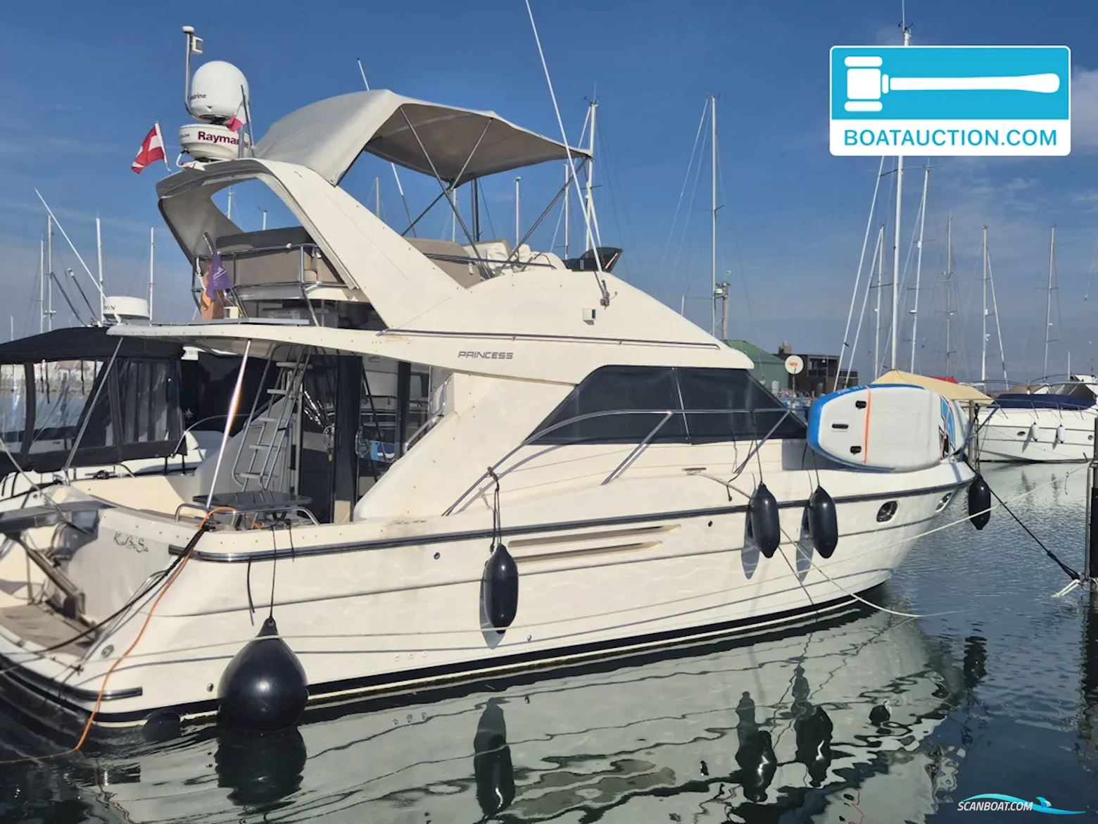 Princess 380 Fly Motorboat 1996, with Volvo Penta engine, Italy