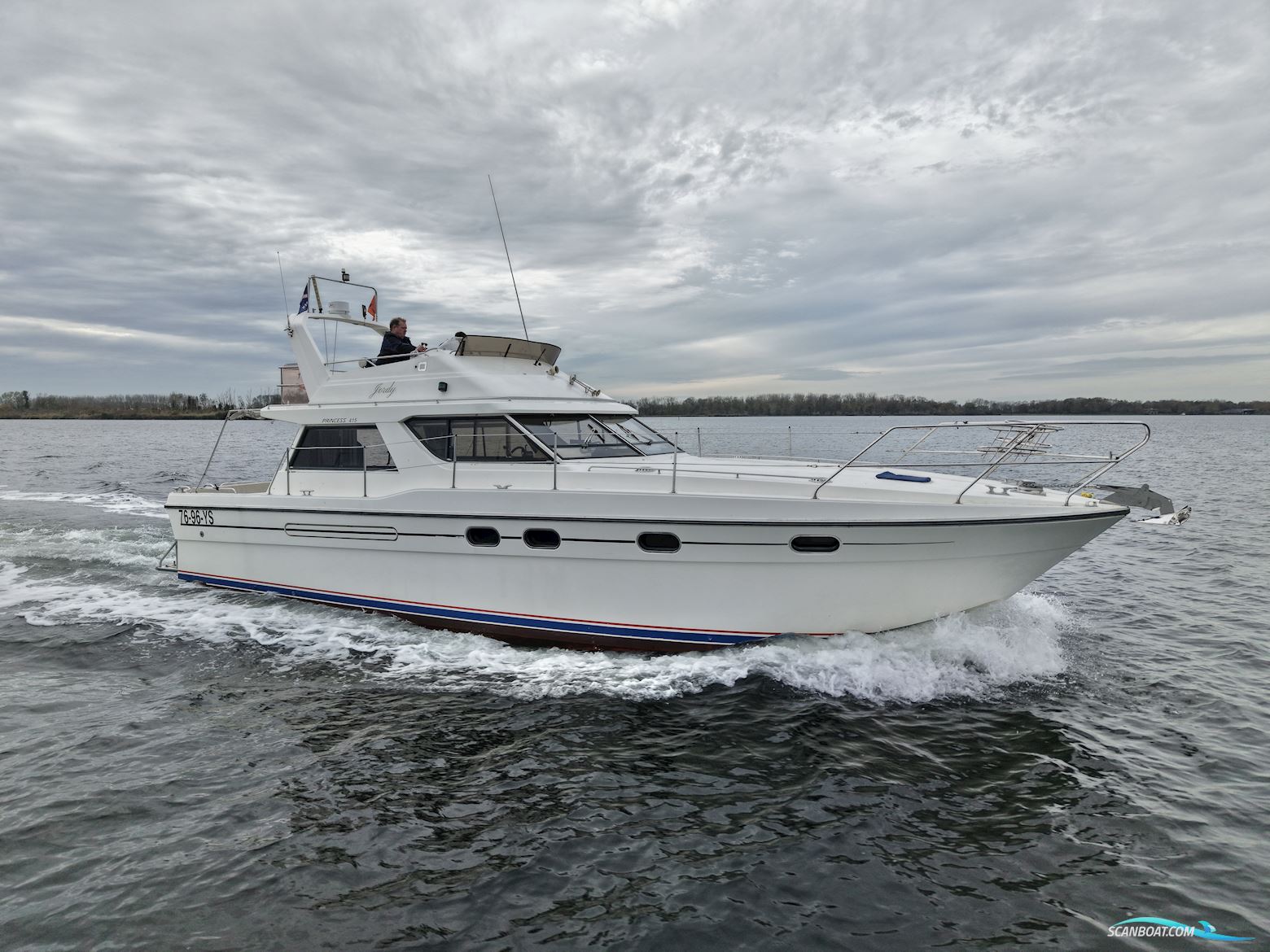 Princess 415 FB Motorboat 1988, with Volvo engine, The Netherlands