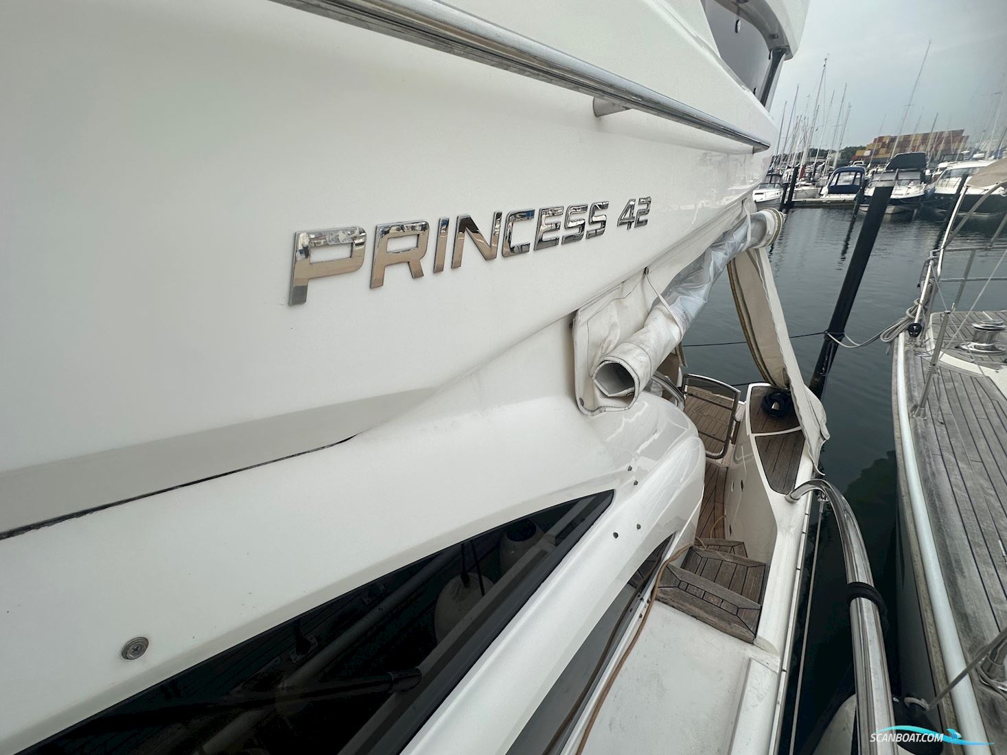 Princess 42 Fly - SOLGT