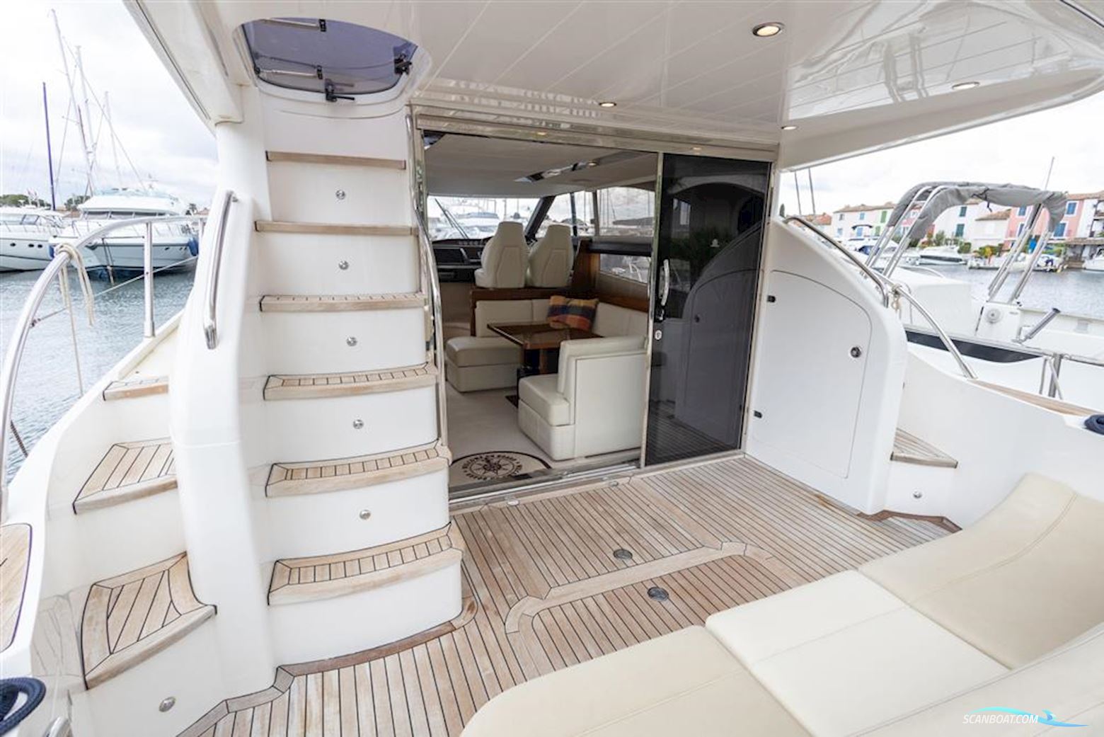Princess 42 Flybridge