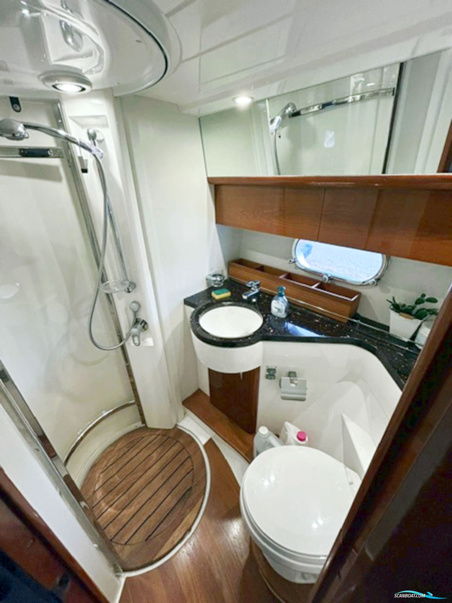Princess 42 Flybridge