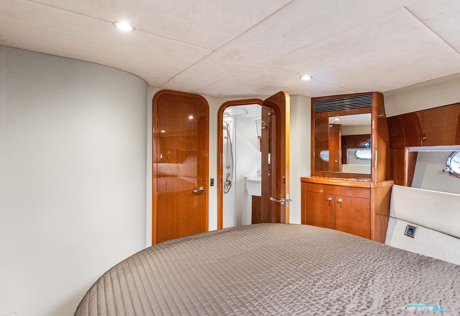 PRINCESS 42 Flybridge