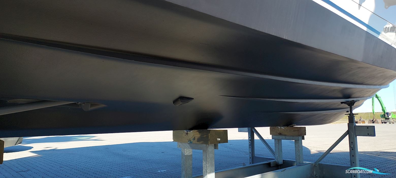 Princess 420 Fly