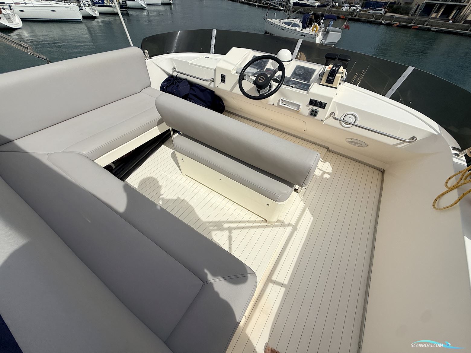 Princess 435