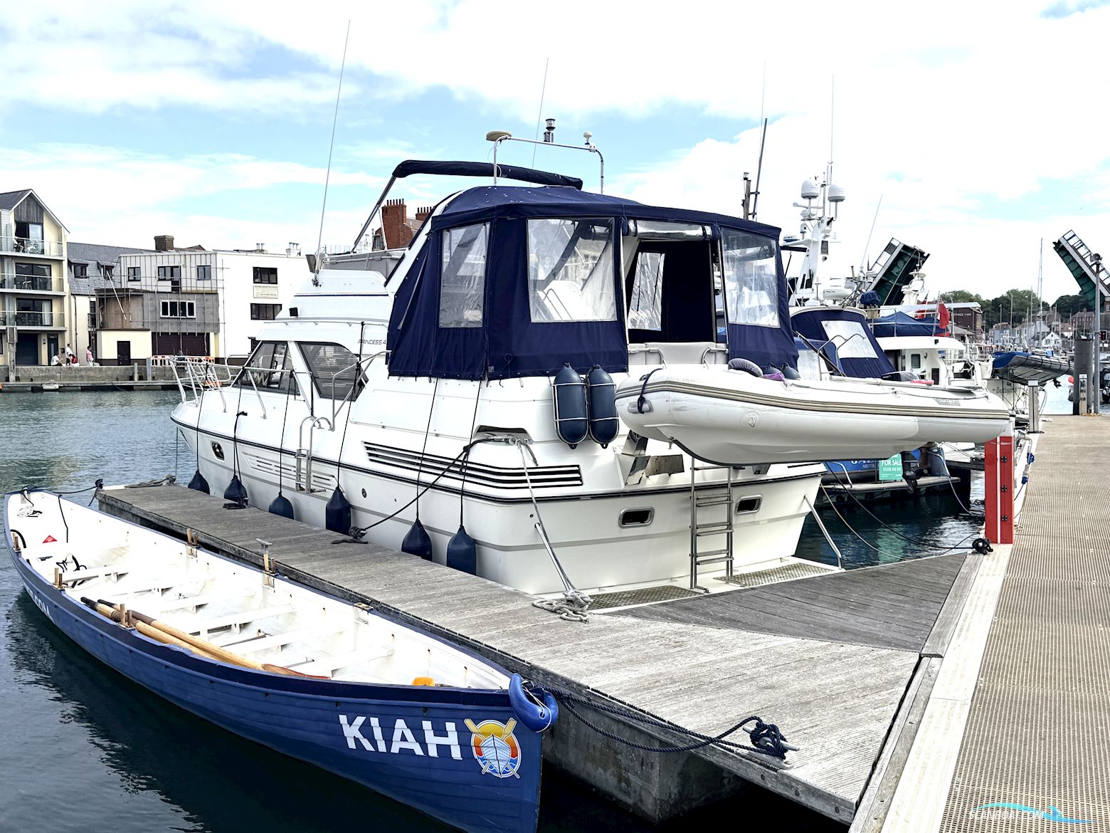 Princess 435