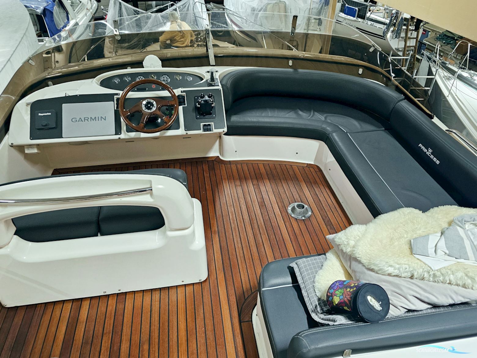 Princess 440 flybridge