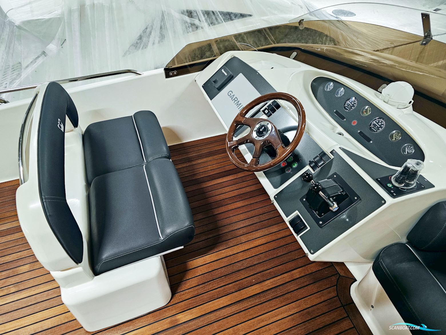 Princess 440 flybridge