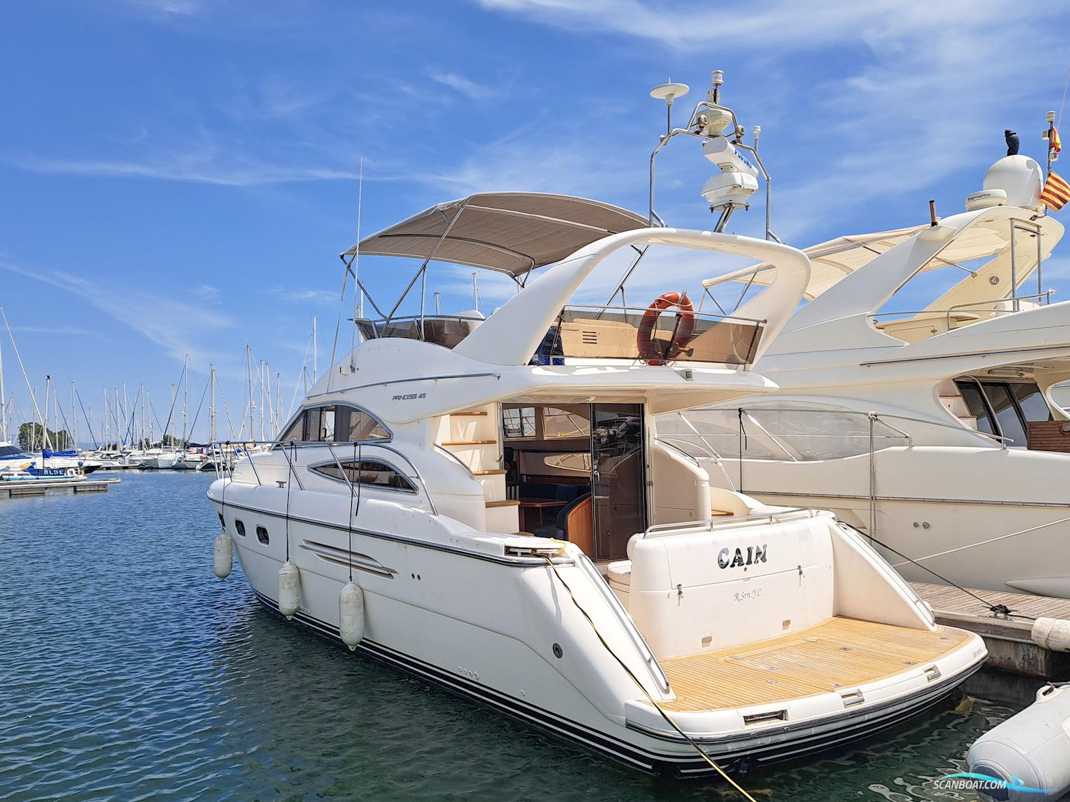 Princess 45 Flybridge Motorboat 2002, with Caterpilar engine, Spain
