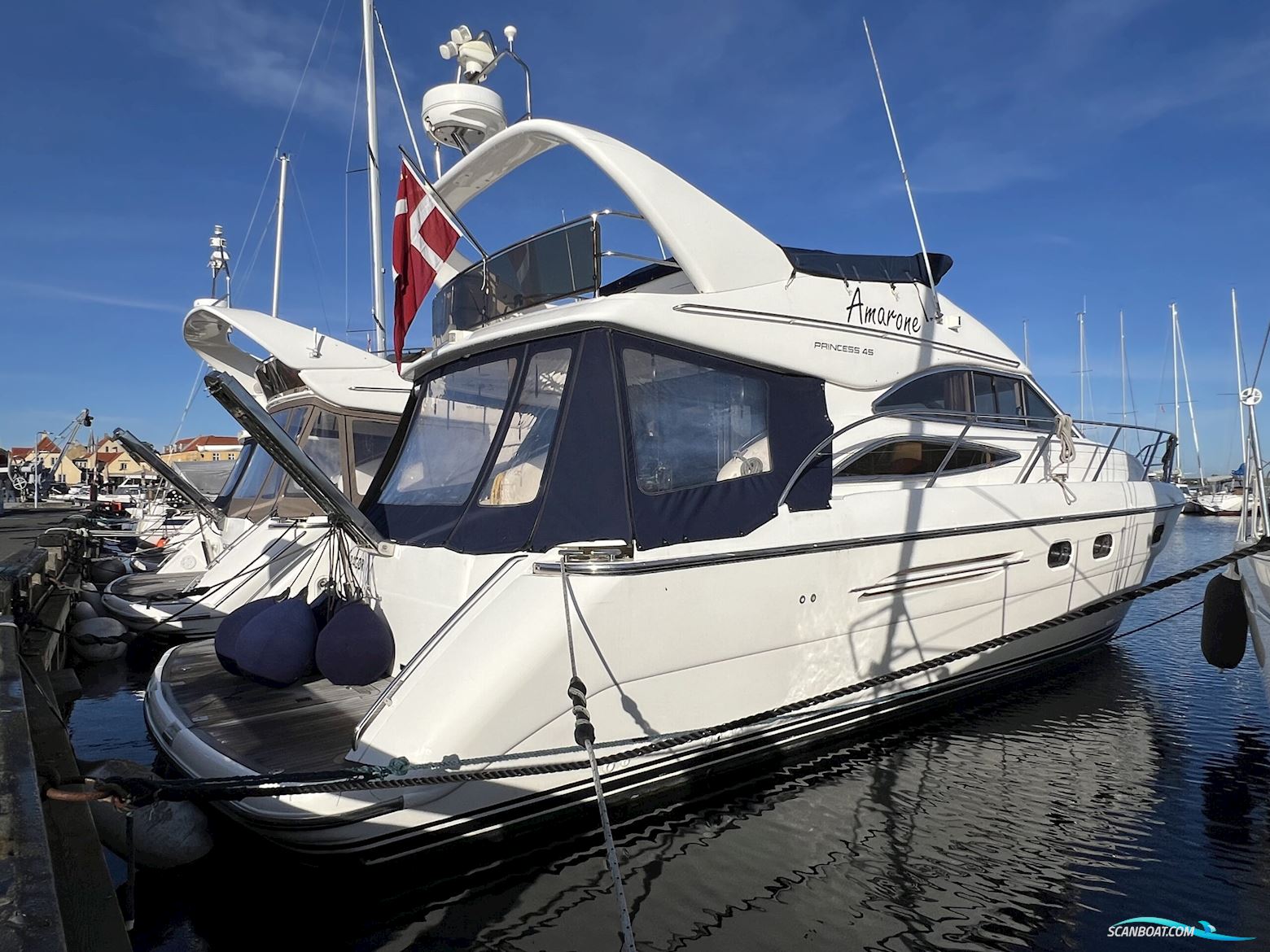 Princess 45 Flybridge Motorboat 2000, with Volvo Penta TAMD 74P engine, Denmark