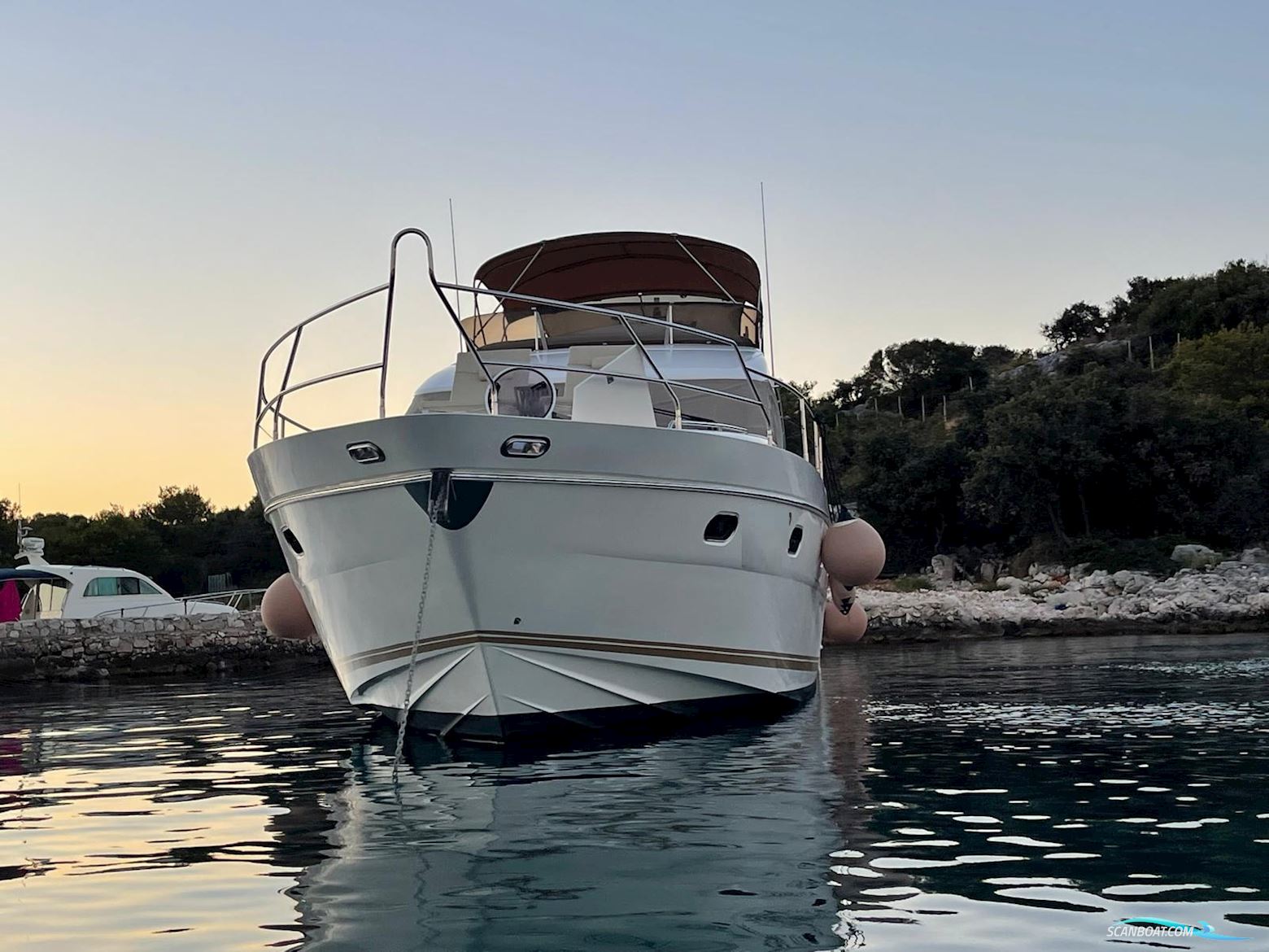 Princess 61