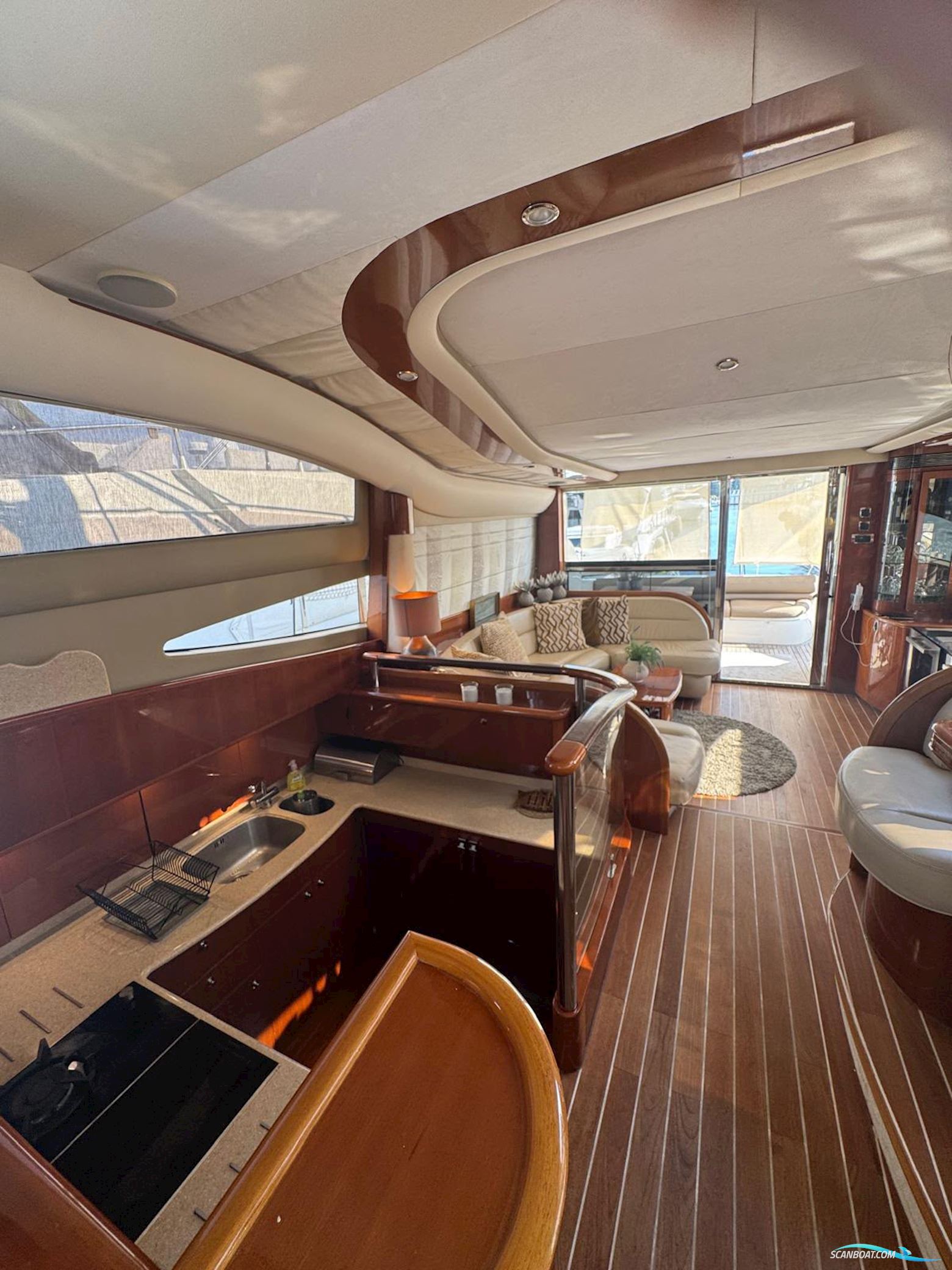 Princess 61