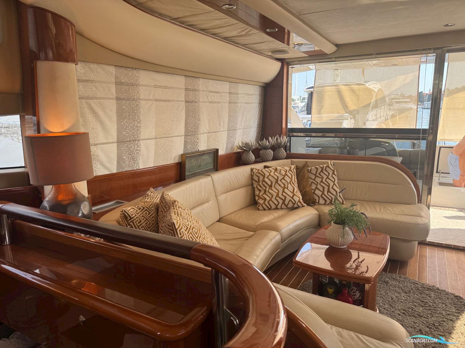 Princess 61