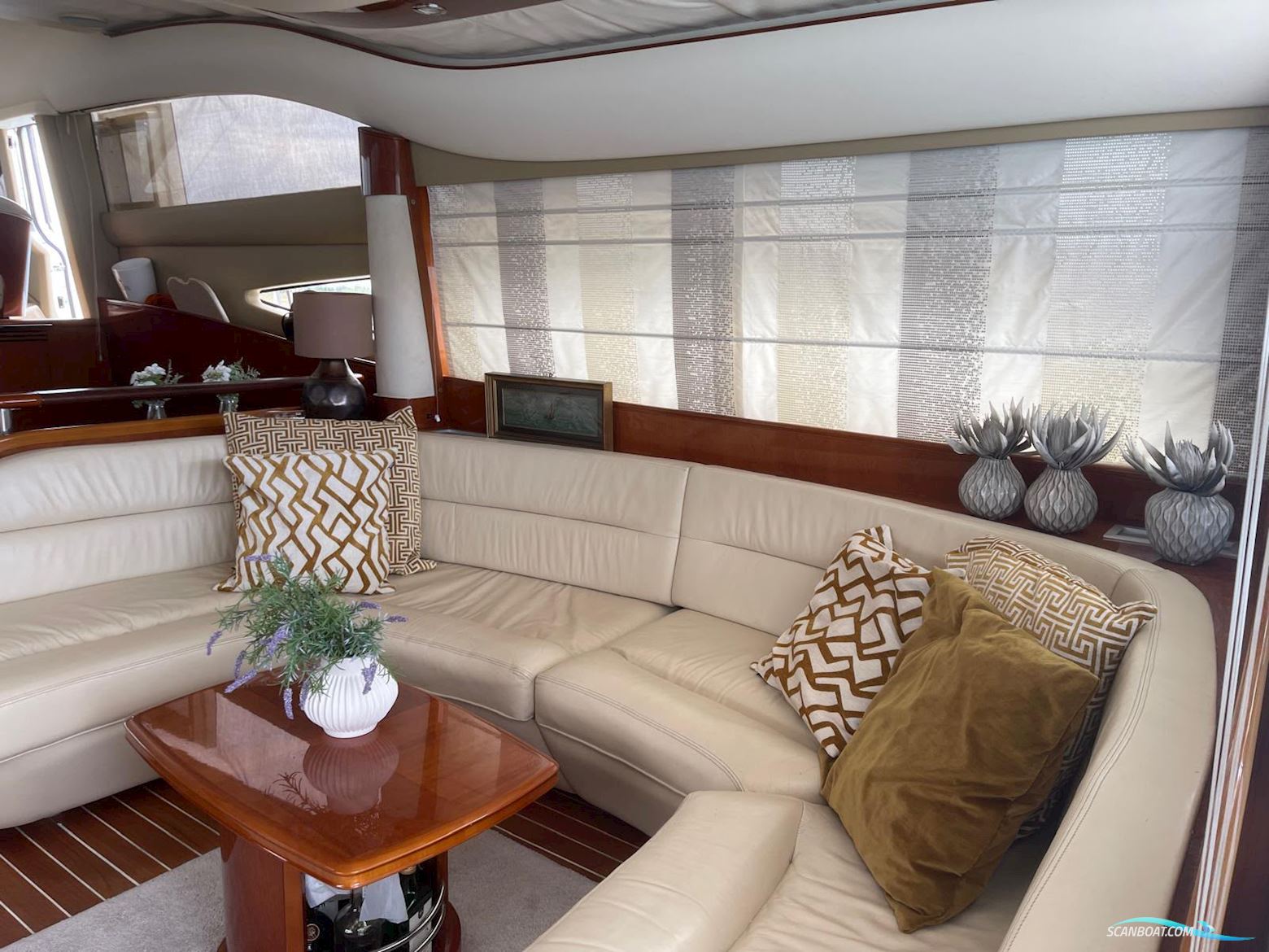 Princess 61